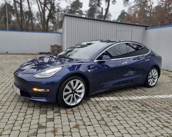 Синий Тесла Модель 3, объемом двигателя 0 л и пробегом 106 тыс. км за 18100 $, фото 3 на Automoto.ua
