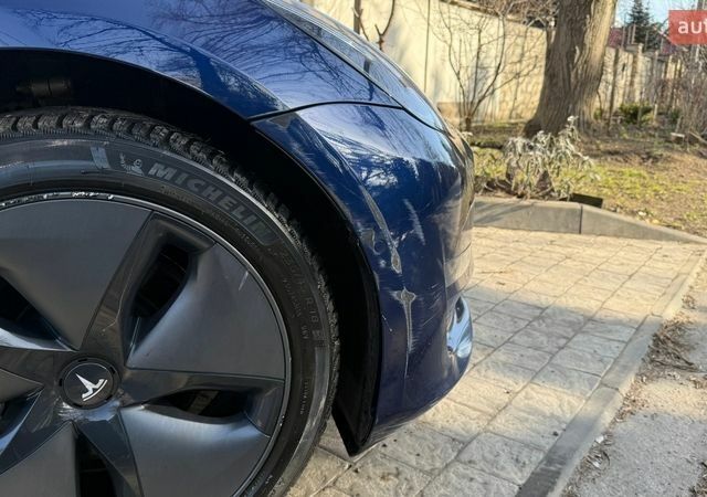 Синій Тесла Модель 3, об'ємом двигуна 0 л та пробігом 110 тис. км за 17000 $, фото 23 на Automoto.ua