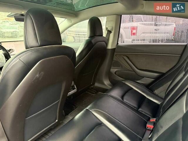 Синій Тесла Модель 3, об'ємом двигуна 0 л та пробігом 129 тис. км за 11700 $, фото 15 на Automoto.ua