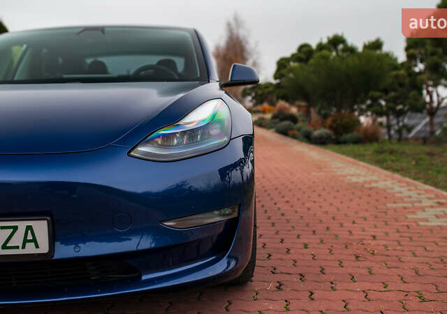Синій Тесла Модель 3, об'ємом двигуна 0 л та пробігом 77 тис. км за 19999 $, фото 1 на Automoto.ua