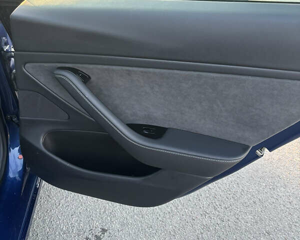 Синий Тесла Модель 3, объемом двигателя 0 л и пробегом 122 тыс. км за 16500 $, фото 13 на Automoto.ua