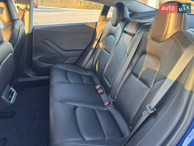 Синий Тесла Модель 3, объемом двигателя 0 л и пробегом 122 тыс. км за 16500 $, фото 9 на Automoto.ua