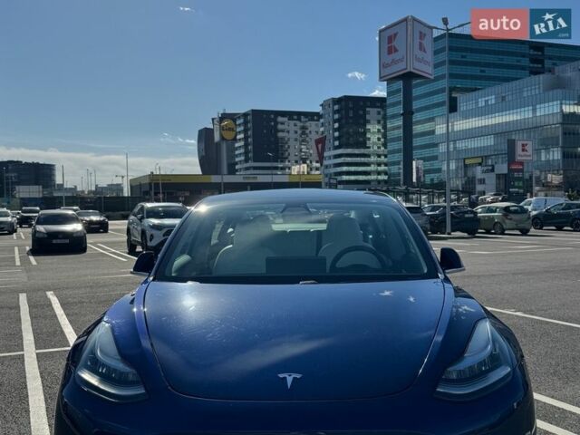 Синий Тесла Модель 3, объемом двигателя 0 л и пробегом 63 тыс. км за 16900 $, фото 2 на Automoto.ua