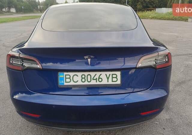 Синій Тесла Модель 3, об'ємом двигуна 0 л та пробігом 146 тис. км за 14700 $, фото 11 на Automoto.ua
