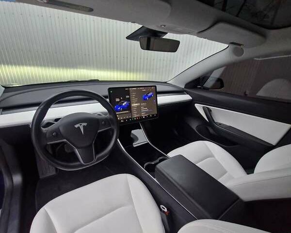 Синий Тесла Модель 3, объемом двигателя 0 л и пробегом 106 тыс. км за 18100 $, фото 9 на Automoto.ua