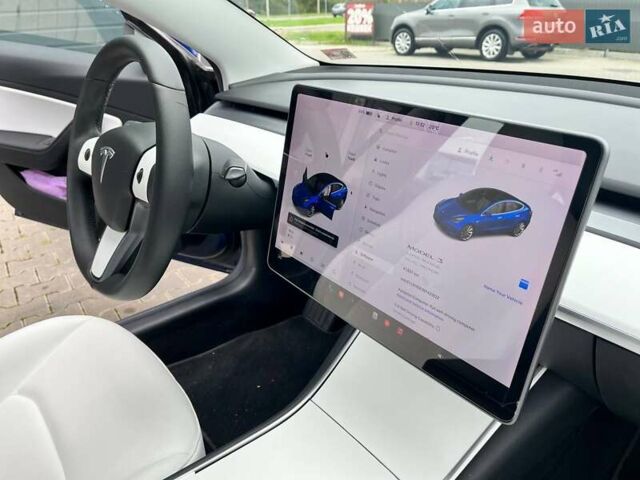 Синий Тесла Модель 3, объемом двигателя 0 л и пробегом 53 тыс. км за 20500 $, фото 12 на Automoto.ua