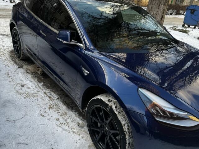 Синий Тесла Модель 3, объемом двигателя 0 л и пробегом 168 тыс. км за 17000 $, фото 2 на Automoto.ua