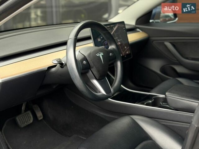 Синий Тесла Модель 3, объемом двигателя 0 л и пробегом 105 тыс. км за 13800 $, фото 7 на Automoto.ua