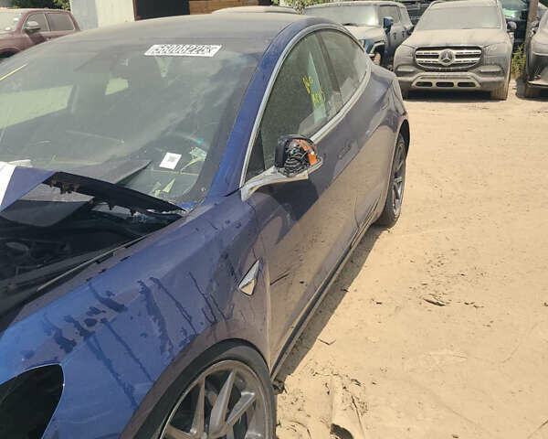 Синий Тесла Модель 3, объемом двигателя 0 л и пробегом 130 тыс. км за 13800 $, фото 8 на Automoto.ua