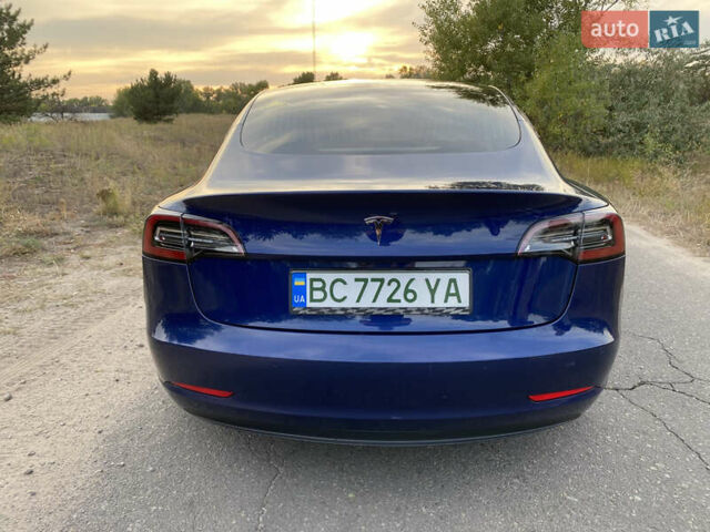Синій Тесла Модель 3, об'ємом двигуна 0 л та пробігом 92 тис. км за 16300 $, фото 5 на Automoto.ua