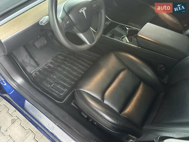 Синий Тесла Модель 3, объемом двигателя 0 л и пробегом 80 тыс. км за 15900 $, фото 44 на Automoto.ua