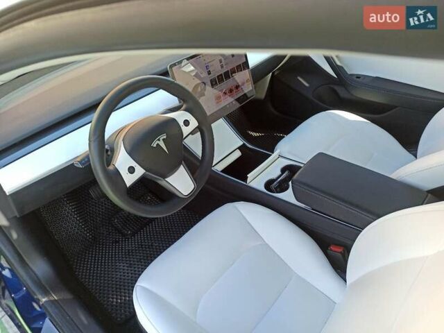 Синий Тесла Модель 3, объемом двигателя 0 л и пробегом 53 тыс. км за 20500 $, фото 10 на Automoto.ua