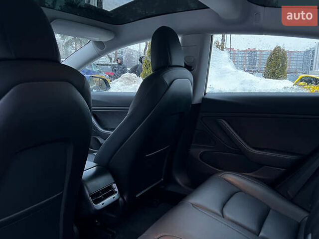 Синій Тесла Модель 3, об'ємом двигуна 0 л та пробігом 151 тис. км за 17850 $, фото 16 на Automoto.ua