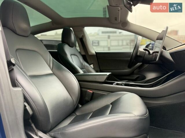 Синий Тесла Модель 3, объемом двигателя 0 л и пробегом 105 тыс. км за 13800 $, фото 14 на Automoto.ua