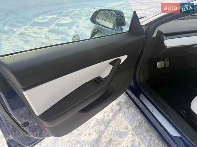 Синий Тесла Модель 3, объемом двигателя 0 л и пробегом 135 тыс. км за 21000 $, фото 11 на Automoto.ua