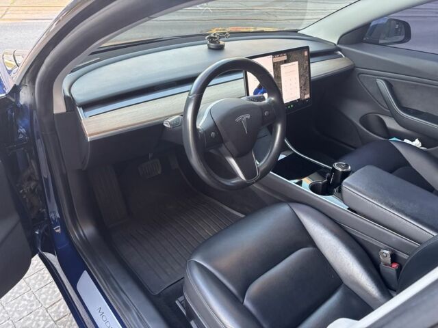 Синий Тесла Модель 3, объемом двигателя 0 л и пробегом 118 тыс. км за 16000 $, фото 9 на Automoto.ua
