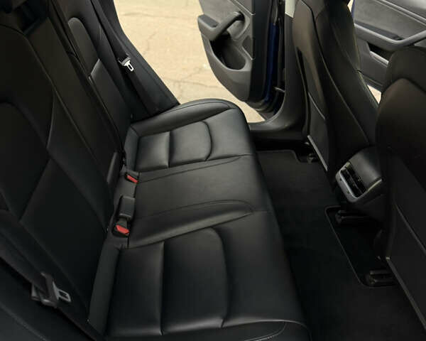 Синій Тесла Модель 3, об'ємом двигуна 0 л та пробігом 111 тис. км за 15000 $, фото 11 на Automoto.ua