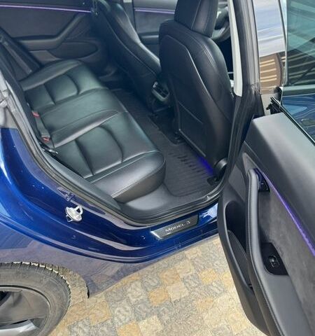 Синий Тесла Модель 3, объемом двигателя 0 л и пробегом 105 тыс. км за 16300 $, фото 12 на Automoto.ua