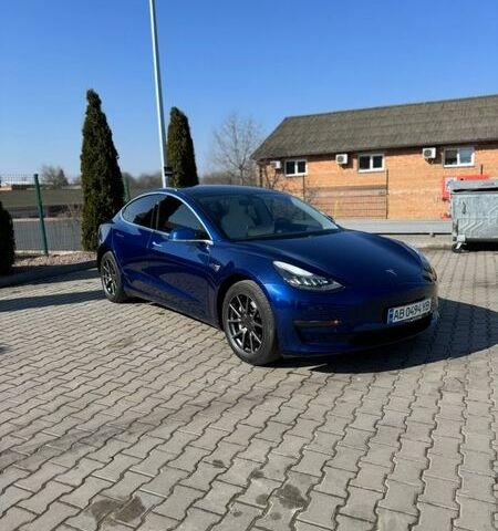 Синий Тесла Модель 3, объемом двигателя 0 л и пробегом 67 тыс. км за 17500 $, фото 2 на Automoto.ua