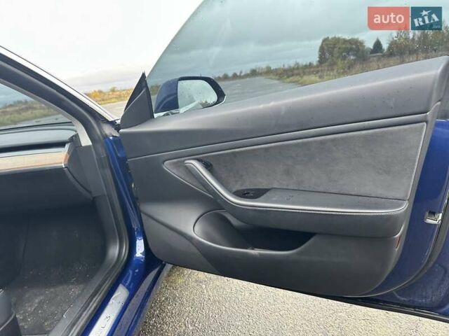 Синий Тесла Модель 3, объемом двигателя 0 л и пробегом 163 тыс. км за 22500 $, фото 25 на Automoto.ua