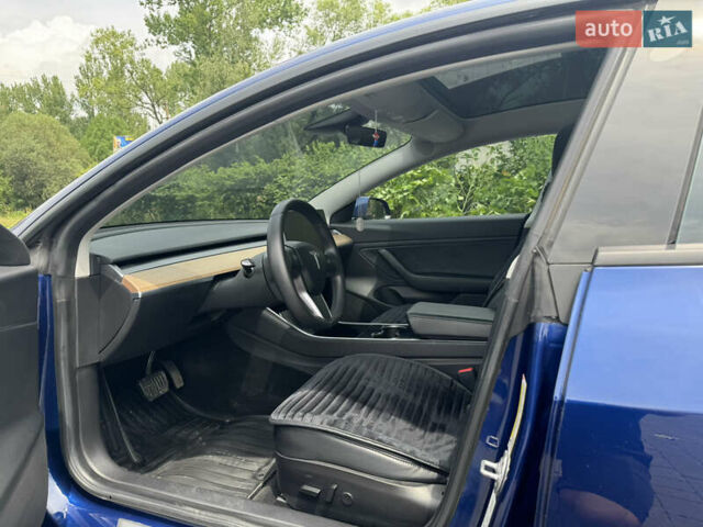 Синій Тесла Модель 3, об'ємом двигуна 0 л та пробігом 70 тис. км за 24000 $, фото 9 на Automoto.ua
