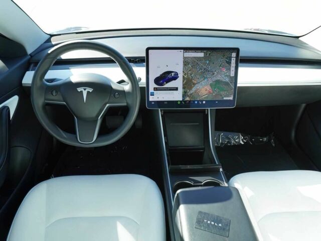 Синій Тесла Модель 3, об'ємом двигуна 0 л та пробігом 35 тис. км за 7828 $, фото 6 на Automoto.ua