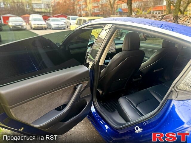 Синій Тесла Модель 3, об'ємом двигуна 0 л та пробігом 120 тис. км за 17000 $, фото 11 на Automoto.ua