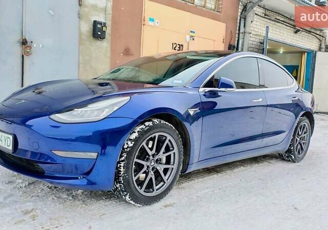 Синий Тесла Модель 3, объемом двигателя 0 л и пробегом 163 тыс. км за 14300 $, фото 4 на Automoto.ua