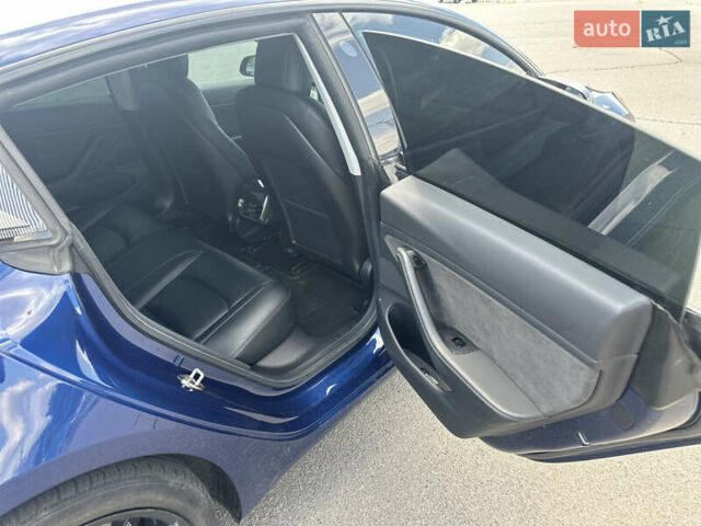Синий Тесла Модель 3, объемом двигателя 0 л и пробегом 90 тыс. км за 19000 $, фото 10 на Automoto.ua
