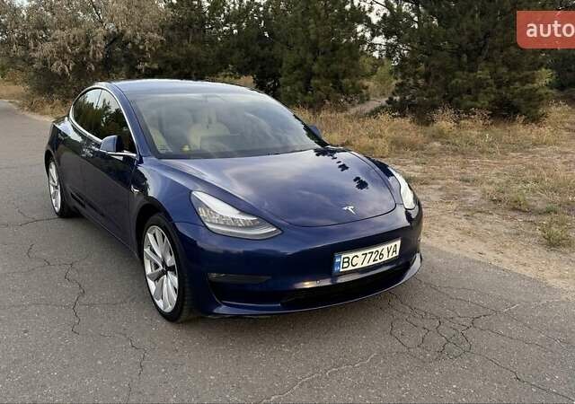 Синій Тесла Модель 3, об'ємом двигуна 0 л та пробігом 92 тис. км за 16500 $, фото 8 на Automoto.ua