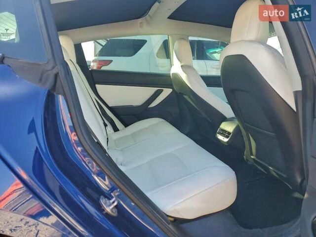 Синій Тесла Модель 3, об'ємом двигуна 0 л та пробігом 149 тис. км за 5500 $, фото 9 на Automoto.ua