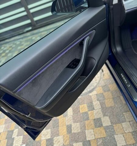 Синий Тесла Модель 3, объемом двигателя 0 л и пробегом 105 тыс. км за 16300 $, фото 11 на Automoto.ua