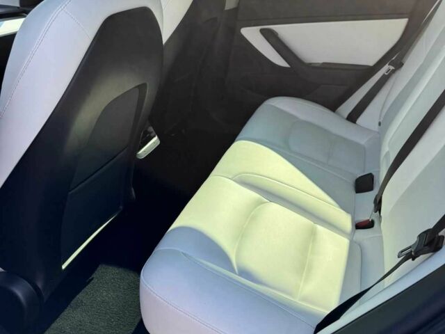 Синій Тесла Модель 3, об'ємом двигуна 0 л та пробігом 67 тис. км за 17800 $, фото 10 на Automoto.ua