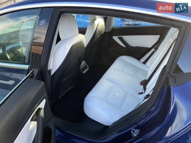 Синий Тесла Модель 3, объемом двигателя 0 л и пробегом 155 тыс. км за 17800 $, фото 48 на Automoto.ua