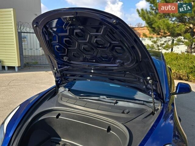 Синій Тесла Модель 3, об'ємом двигуна 0 л та пробігом 76 тис. км за 16700 $, фото 54 на Automoto.ua