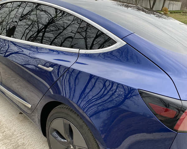 Синий Тесла Модель 3, объемом двигателя 0 л и пробегом 40 тыс. км за 35000 $, фото 11 на Automoto.ua