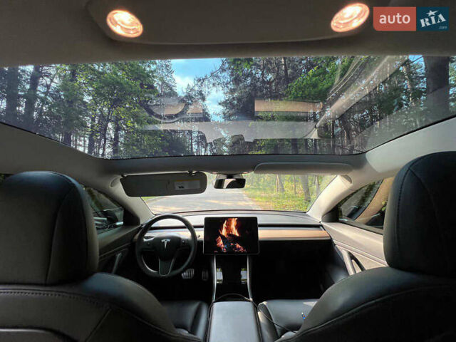 Синий Тесла Модель 3, объемом двигателя 0 л и пробегом 82 тыс. км за 25000 $, фото 9 на Automoto.ua