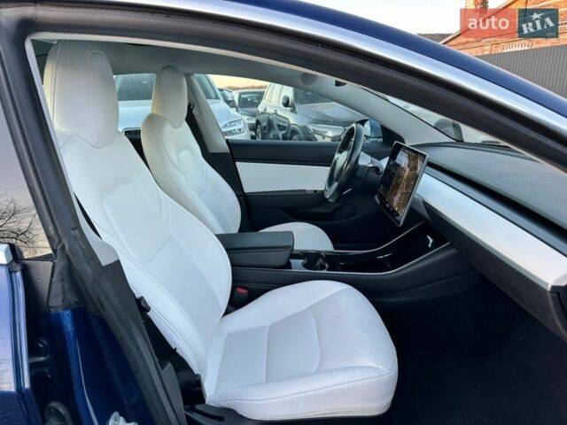 Синий Тесла Модель 3, объемом двигателя 0 л и пробегом 155 тыс. км за 17800 $, фото 54 на Automoto.ua