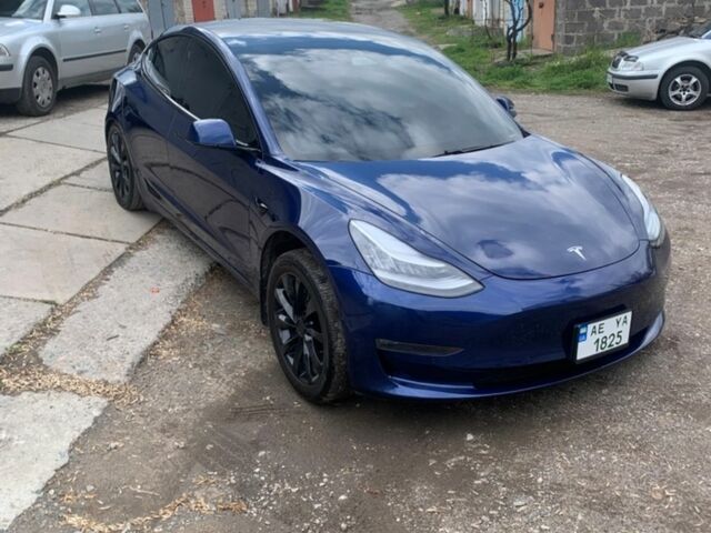 Синий Тесла Модель 3, объемом двигателя 0 л и пробегом 170 тыс. км за 18300 $, фото 1 на Automoto.ua