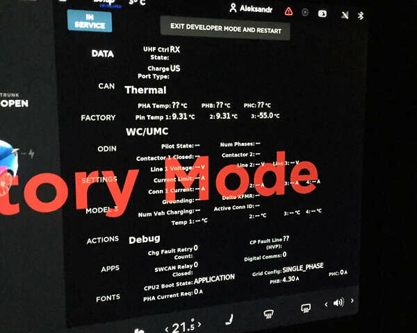 Синий Тесла Модель 3, объемом двигателя 0 л и пробегом 40 тыс. км за 35000 $, фото 34 на Automoto.ua