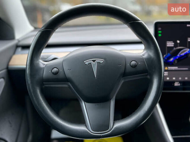 Синий Тесла Модель 3, объемом двигателя 0 л и пробегом 151 тыс. км за 17850 $, фото 10 на Automoto.ua