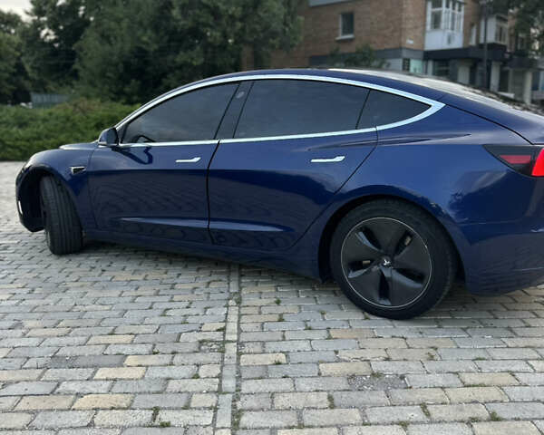 Синій Тесла Модель 3, об'ємом двигуна 0 л та пробігом 95 тис. км за 16750 $, фото 6 на Automoto.ua