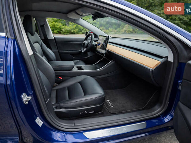 Синій Тесла Модель 3, об'ємом двигуна 0 л та пробігом 98 тис. км за 19900 $, фото 1 на Automoto.ua