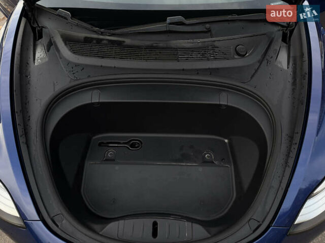 Синій Тесла Модель 3, об'ємом двигуна 0 л та пробігом 111 тис. км за 15000 $, фото 28 на Automoto.ua