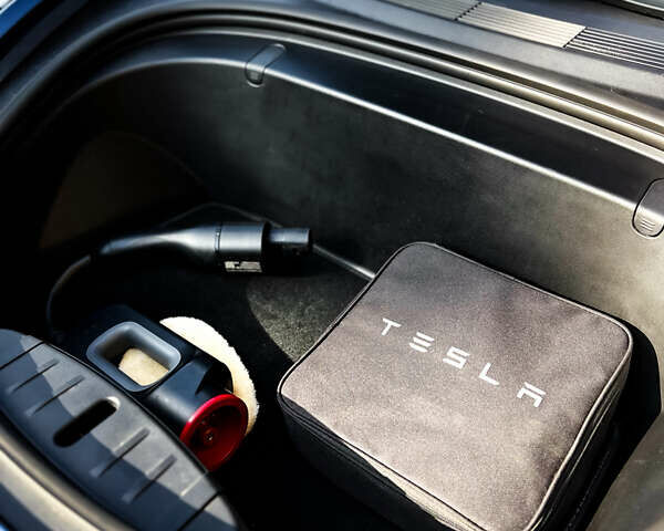 Синий Тесла Модель 3, объемом двигателя 0 л и пробегом 160 тыс. км за 16999 $, фото 20 на Automoto.ua