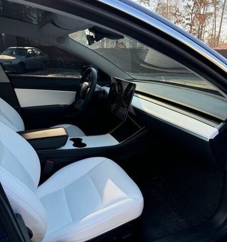 Синий Тесла Модель 3, объемом двигателя 0 л и пробегом 65 тыс. км за 18900 $, фото 23 на Automoto.ua