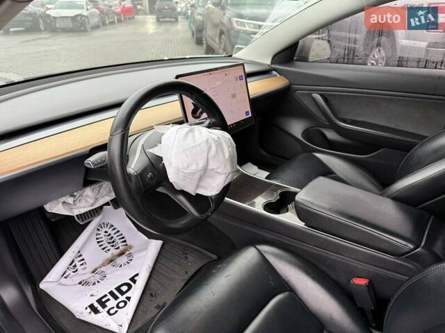 Синій Тесла Модель 3, об'ємом двигуна 0 л та пробігом 129 тис. км за 11700 $, фото 22 на Automoto.ua