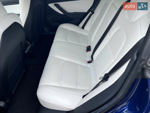 Синий Тесла Модель 3, объемом двигателя 0 л и пробегом 115 тыс. км за 14800 $, фото 20 на Automoto.ua