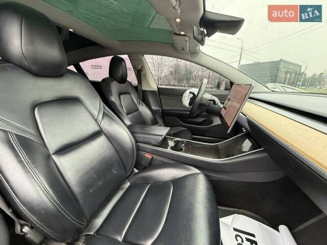 Синий Тесла Модель 3, объемом двигателя 0 л и пробегом 129 тыс. км за 12200 $, фото 12 на Automoto.ua