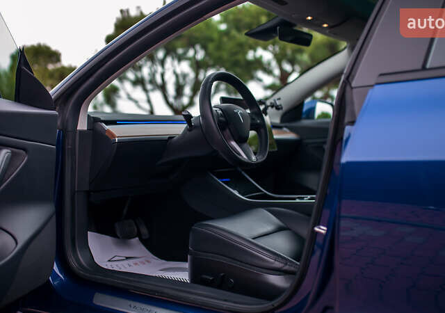 Синій Тесла Модель 3, об'ємом двигуна 0 л та пробігом 77 тис. км за 19999 $, фото 50 на Automoto.ua